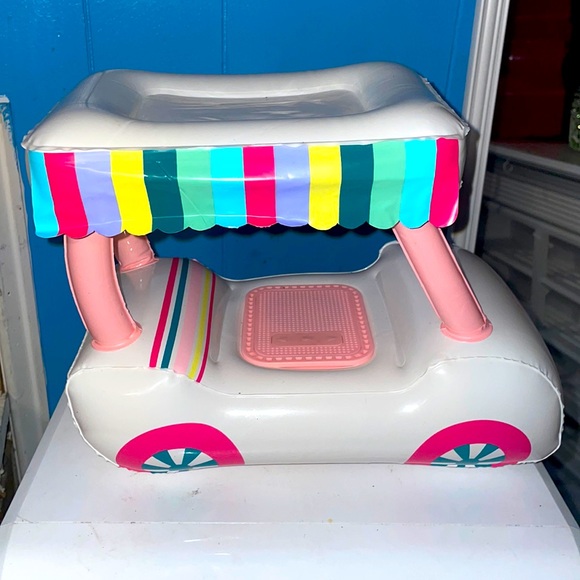 Inflatable Bluetooth Speaker NWOT - Picture 1 of 3